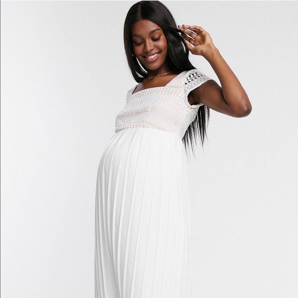 Little Mistress Midi-Maxi maternity pleat lace dress M size 8 with lining.